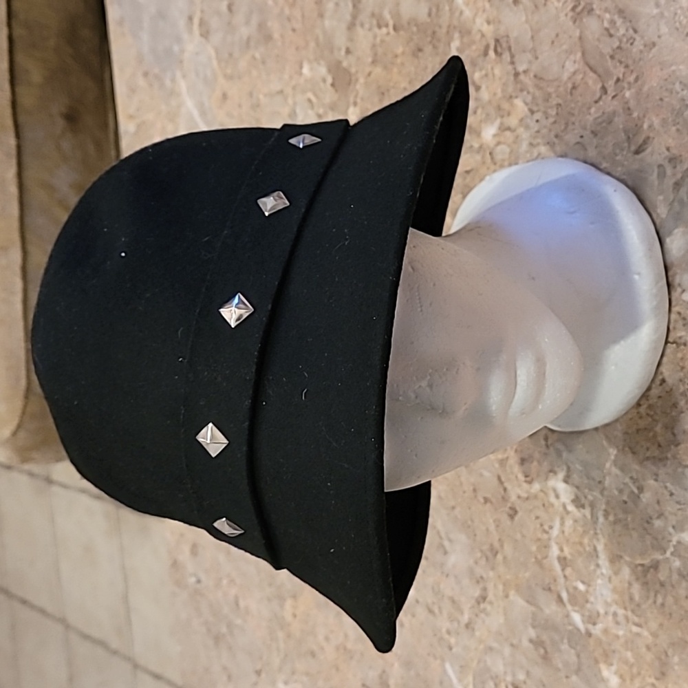TRIXIE HAT